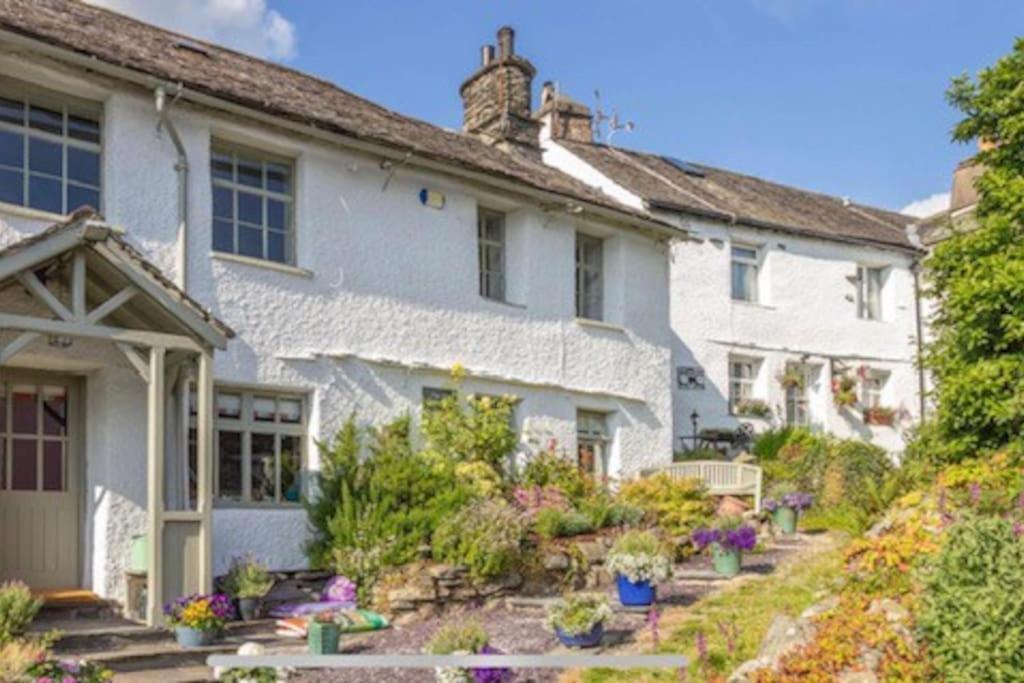 The Old Post Office, Cosy Grade II Listed 2 Bed Apartment Windermere Exteriör bild